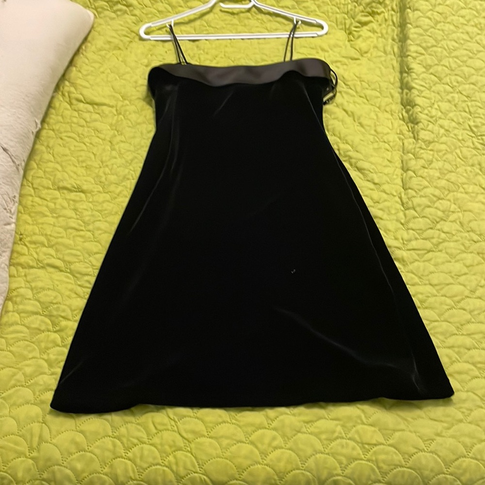 Niki Livas dress size 8
